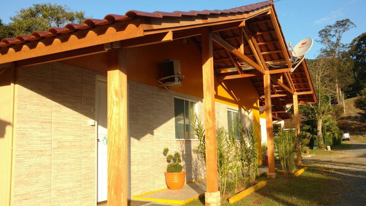 Cabanas ou Chalés Itapocorói Apartamento Penha  Exterior foto